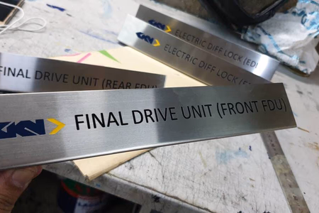 ผลงานป้ายสแตนเลสกัดกรด